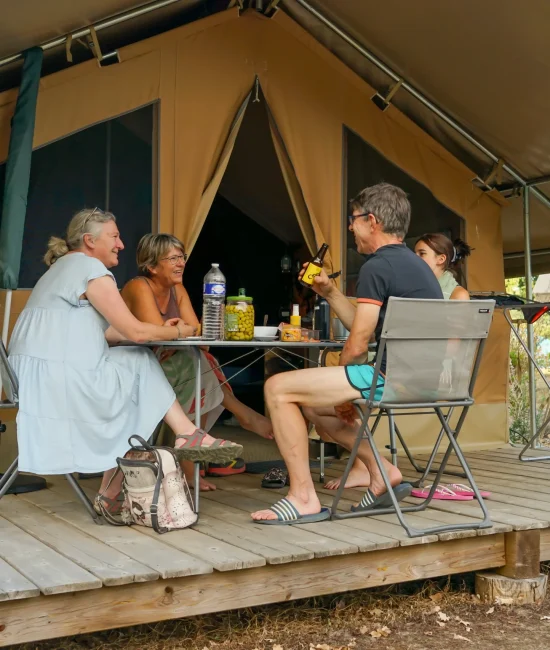 ONLYCAMP_-_LE_PONT_ROMAIN-_Louna_Chaumeil-5744_6000x4000